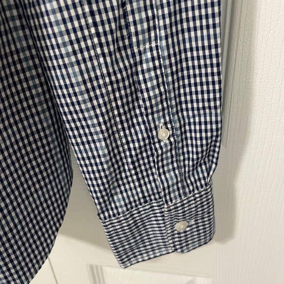Bloomingdales NWT The Mens Store Plaid Button Down long sleeve shirt Medium - Picture 3 of 11